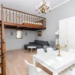 Starowislna 37 With Mezzanine By Bookinghost *