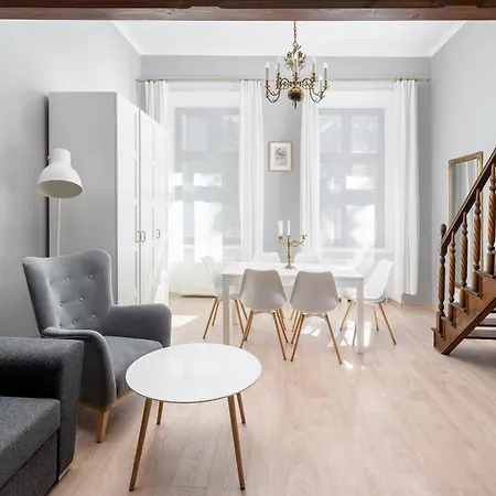 Starowislna 37 With Mezzanine By Bookinghost