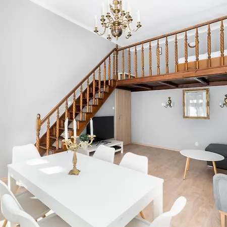 Lejlighed Starowislna 37 With Mezzanine By Bookinghost Kraków
