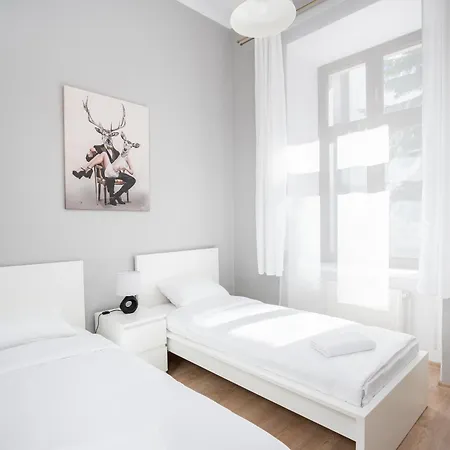 Starowislna 37 With Mezzanine By Bookinghost Apartman *