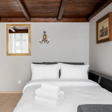 Starowislna 37 With Mezzanine By Bookinghost * Krakkó